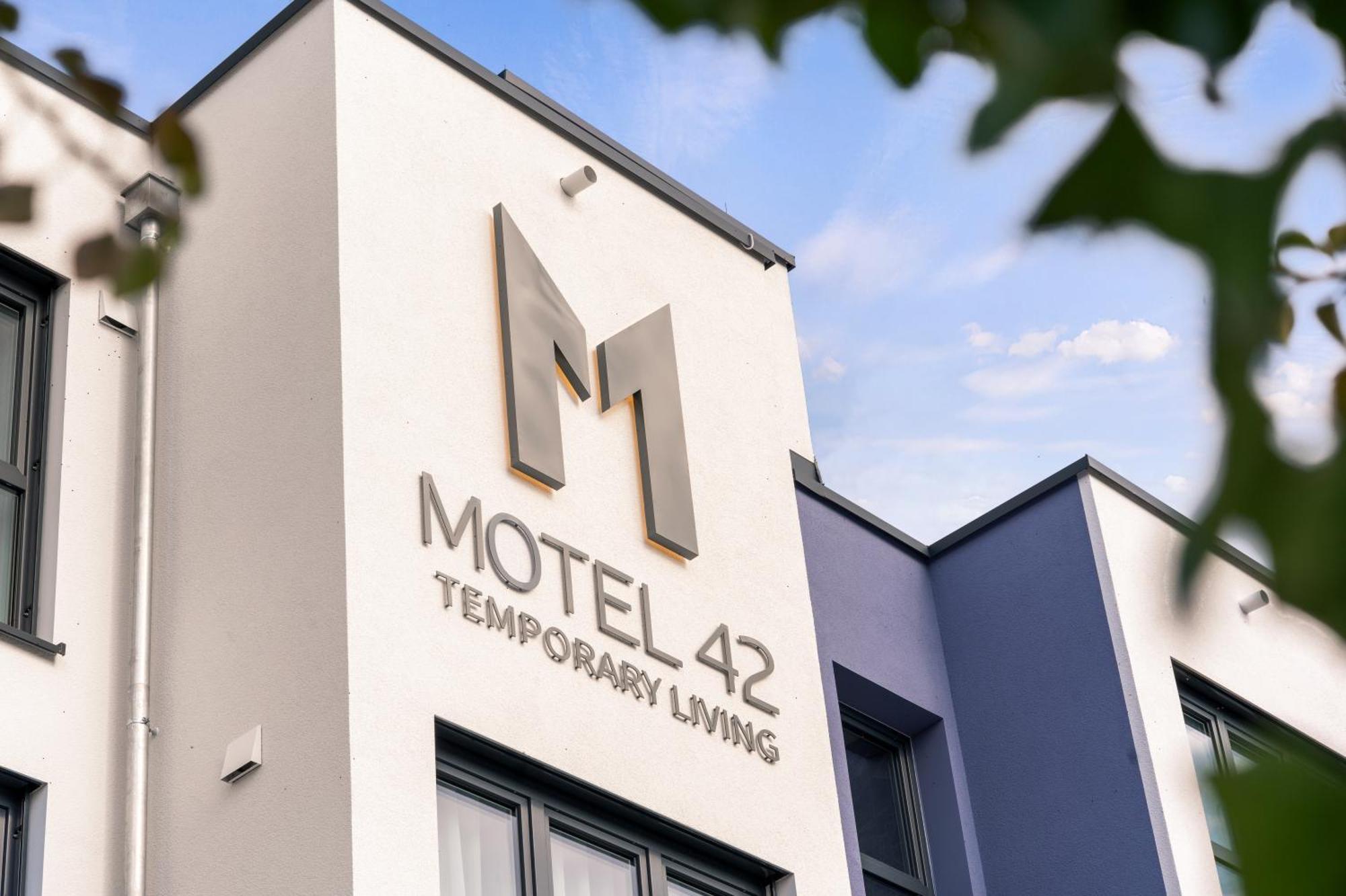 Motel42-Temporary Living FDH Exterior foto